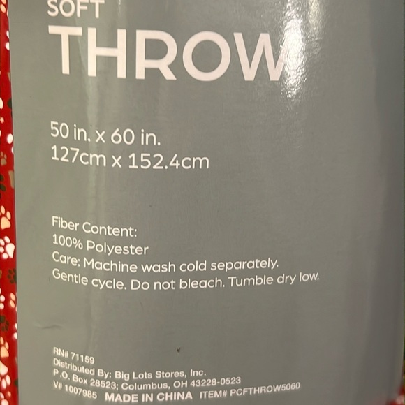 Soft THROW Puppy Paws * Dog Lovers * Red White Green 50x60 Plush 100% Polyester - Picture 8 of 8